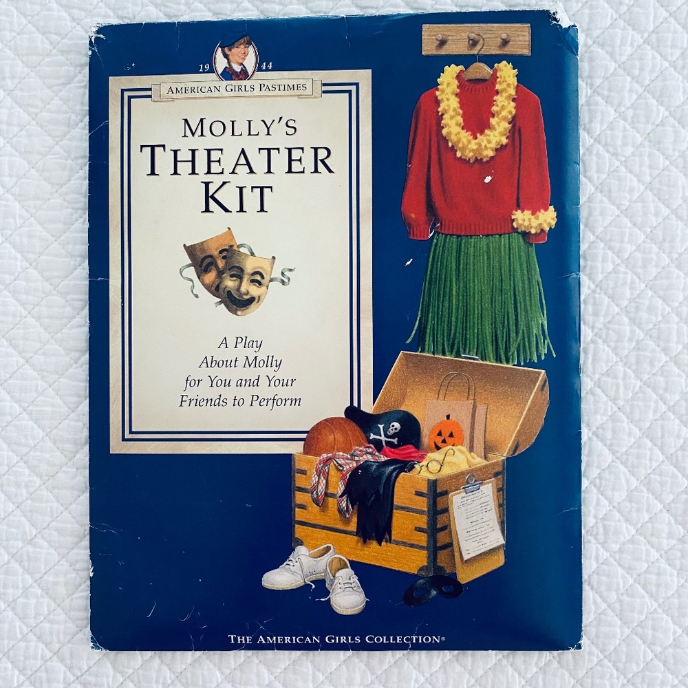 American Girls Pastimes Molly's Theater Kit